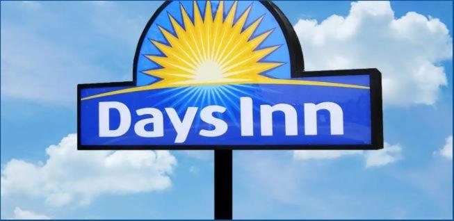 Days Inn By Wyndham Baton Rouge Airport Luaran gambar